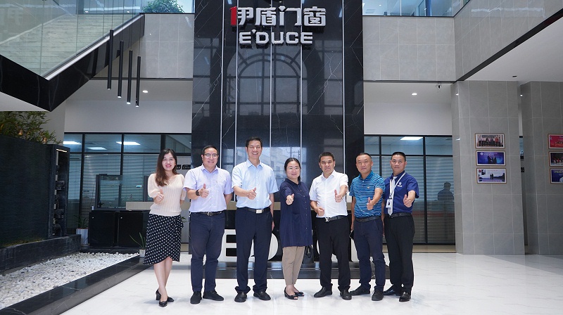 眾科聯走進伊盾門窗，就工業4.0數智化時代共謀發展進行探討交流！