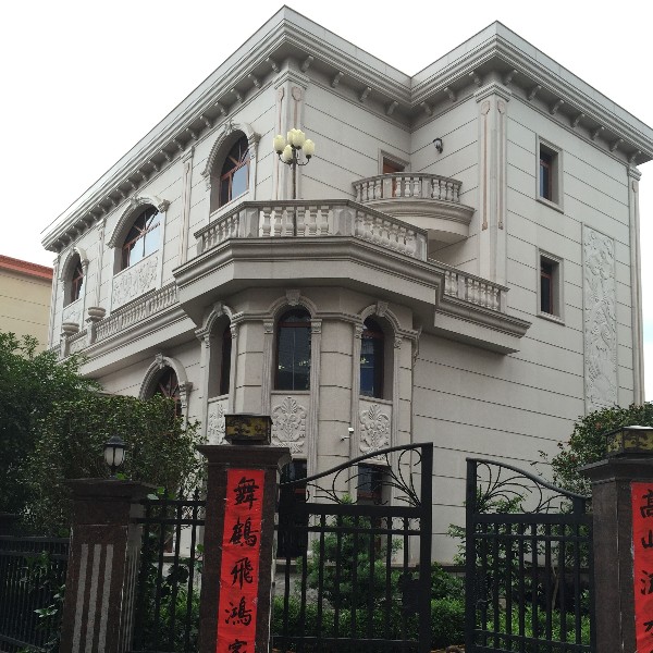 為什么中國人愿意花兩三百萬買房子，卻不愿意花兩三萬買門窗？