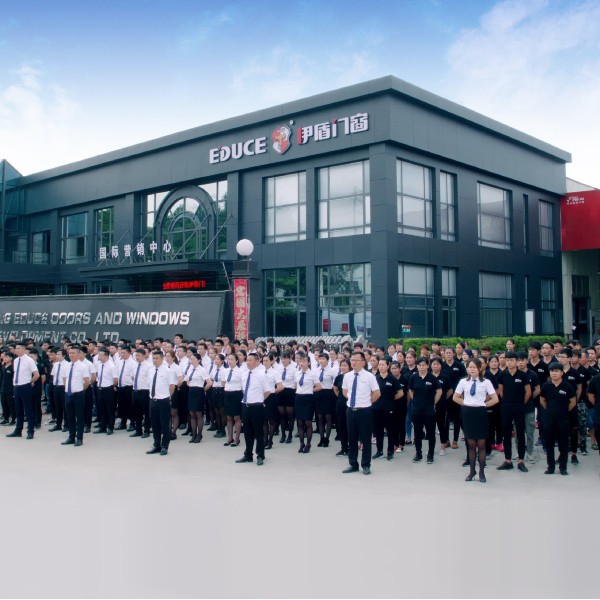 眾志成城，抗擊疫情！伊盾門窗董事長(zhǎng)張龍偉積極為疫情奔走獻(xiàn)愛心！