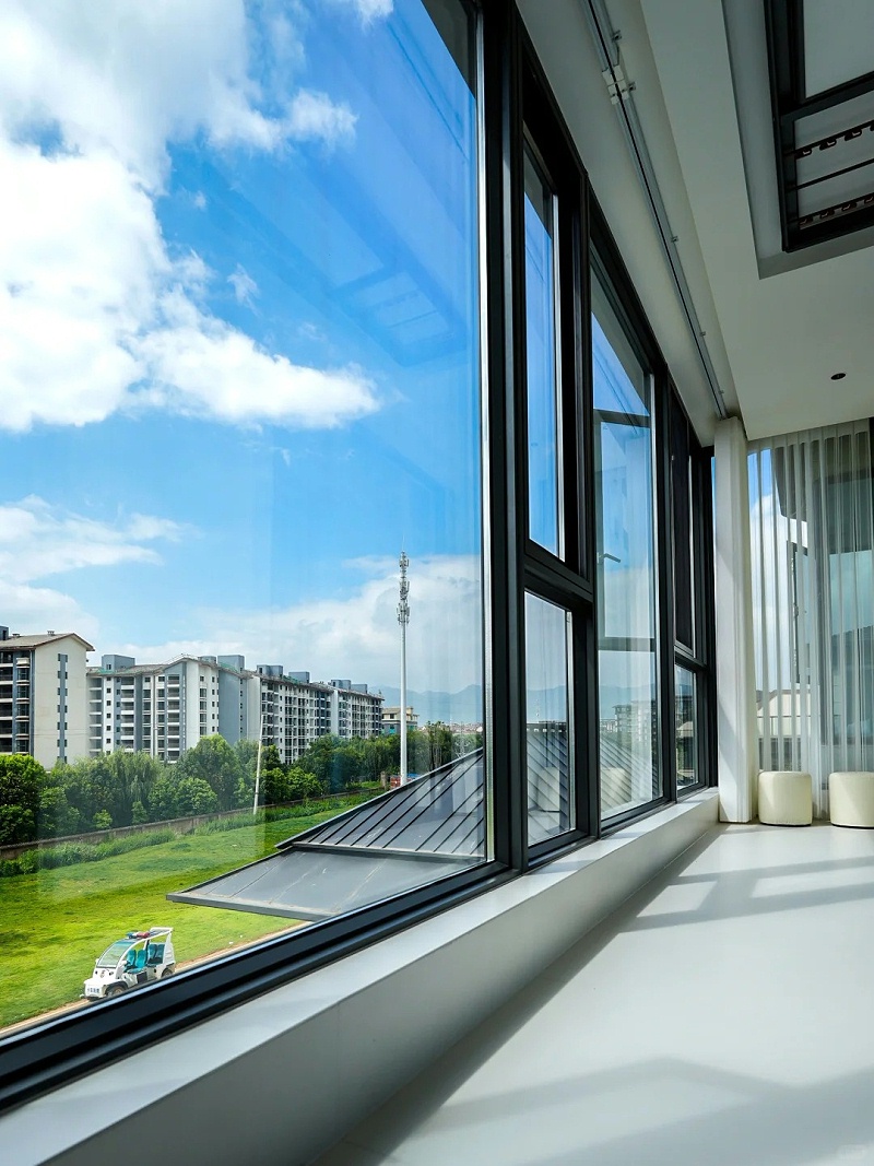封窗選對(duì)，陽(yáng)光滿屋??宅家人的夢(mèng)中情窗_3_伊盾門窗_來自小紅書網(wǎng)頁(yè)版